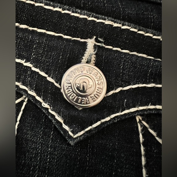 True Religion Women's Blue Jeans with thick white stitching, size 31 - Picture 2 of 16